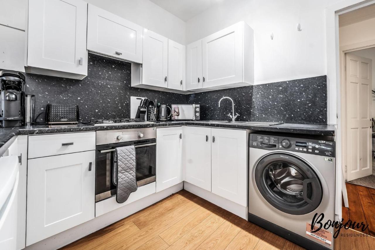 Cosy Grassmarket 2Br-1Ba - Newly Decorated! By Bonjour Residences Edinburgh Exterior foto
