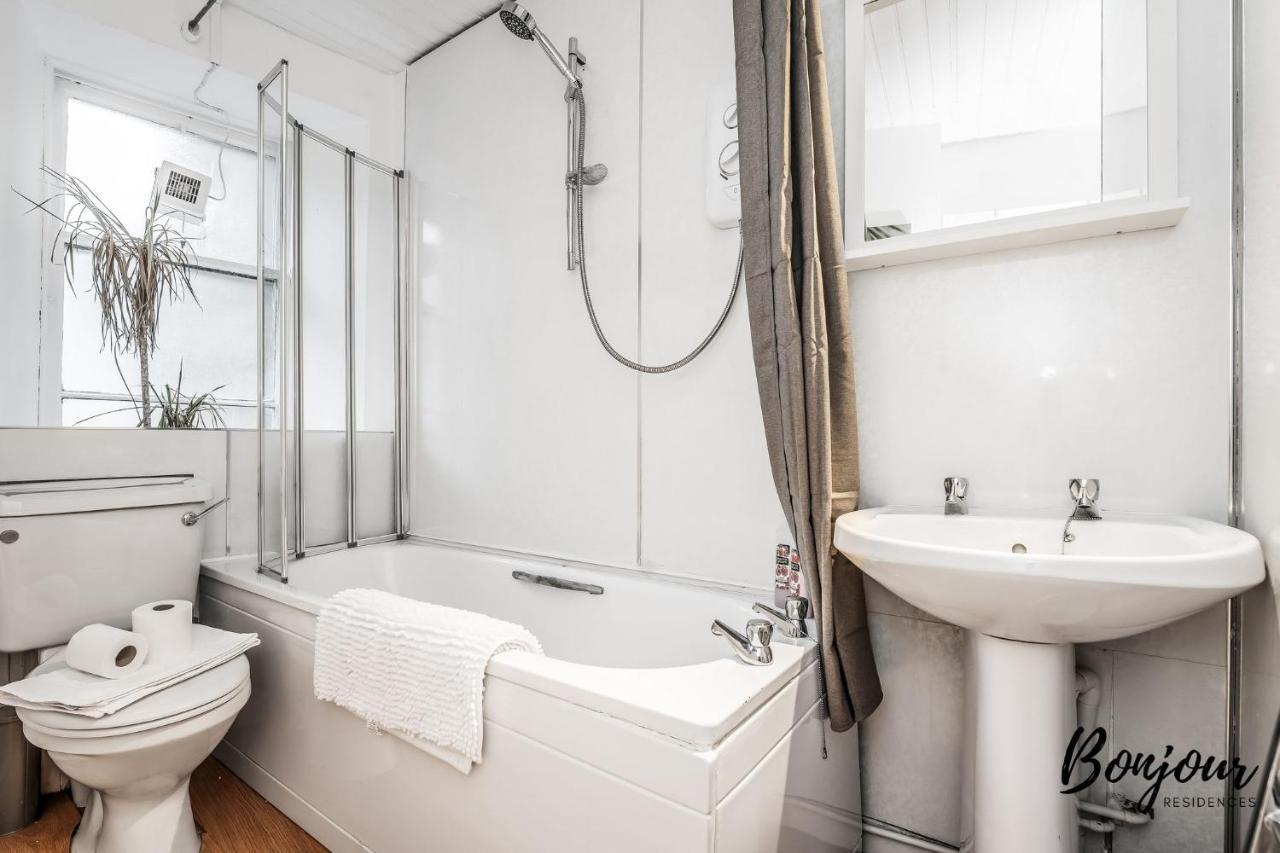 Cosy Grassmarket 2Br-1Ba - Newly Decorated! By Bonjour Residences Edinburgh Exterior foto